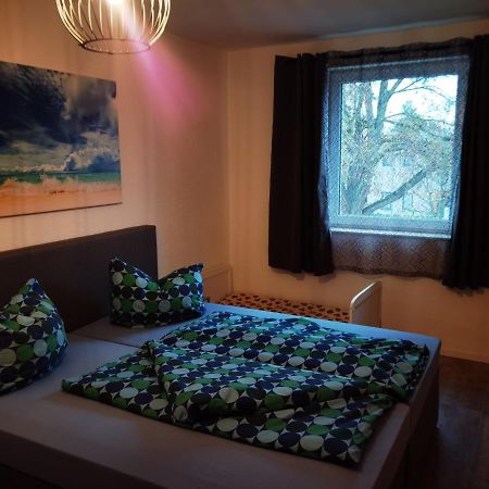 Modernes Behagliches Haus Mit Kamin, Terrasse Und Garten Magdeburg Exterior foto