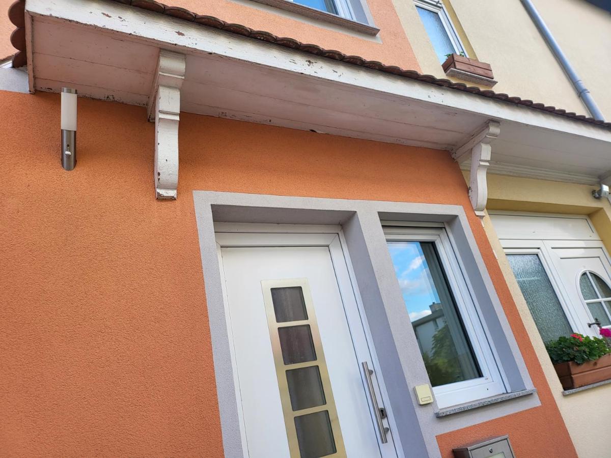 Modernes Behagliches Haus Mit Kamin, Terrasse Und Garten Magdeburg Exterior foto