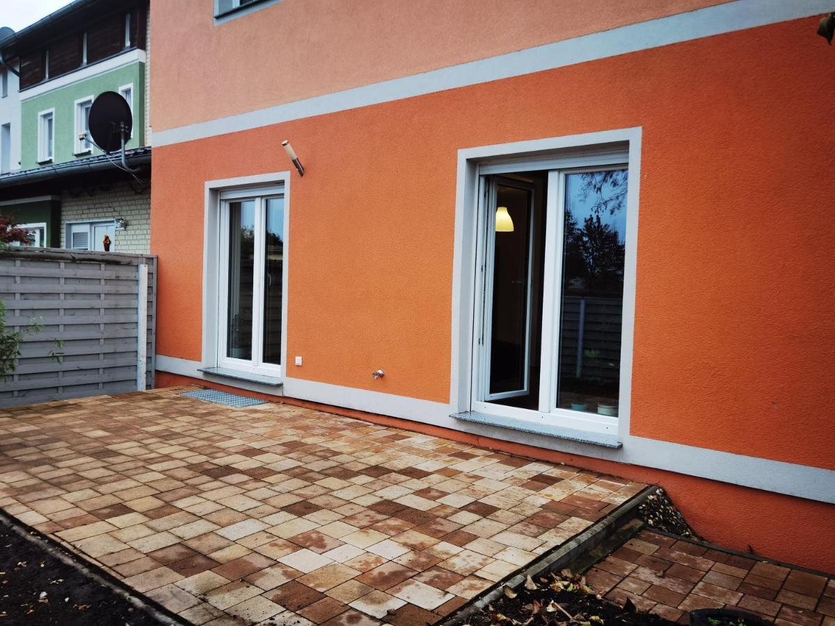 Modernes Behagliches Haus Mit Kamin, Terrasse Und Garten Magdeburg Exterior foto